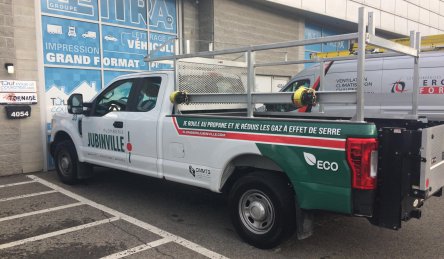 lettrage camion partiel plomberie jubinville.jpg