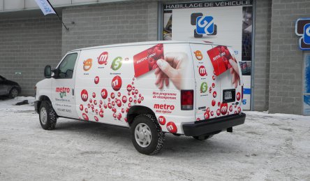 lettrage camion moyen metro plus depatie.jpg