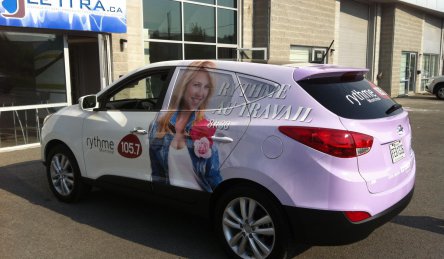 lettrage auto moyen 1057 rytme fm.jpg