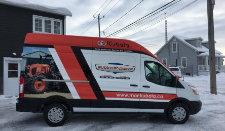 lettrage camion complet kubota.jpg