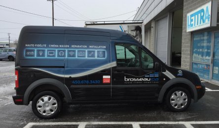 lettrage camion moyen brosseau.jpg