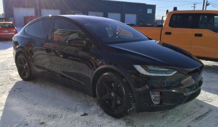 lettrage wrap chrome delete tesla.jpg