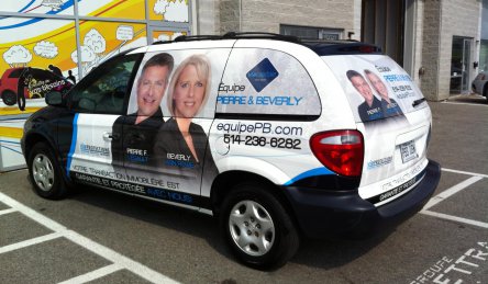 lettrage camion moyen via capital pierre et beverly.jpg