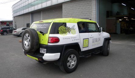 lettrage camion complet le blanc home staging.jpg