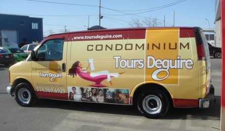 lettrage camion complet condominium tours deguire.jpg