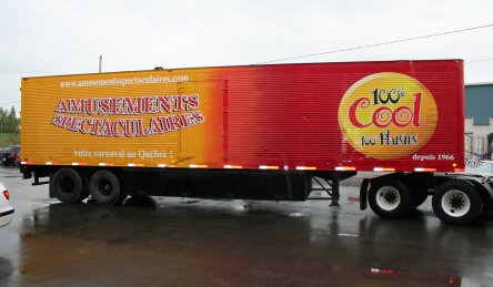 lettrage remorque amusement spectaculaire.jpg