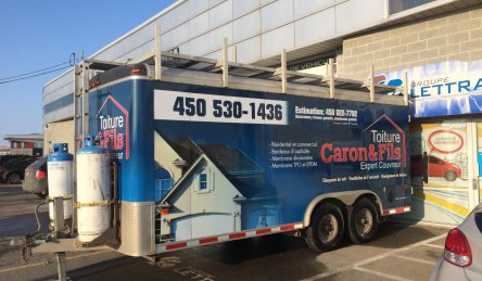 lettrage remorque toiture caron et fils.jpg