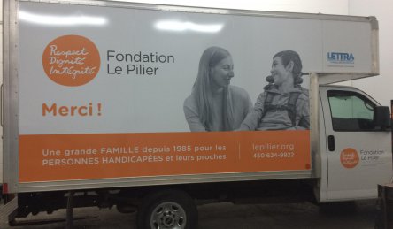 lettrage cube fondation le pilier.jpg