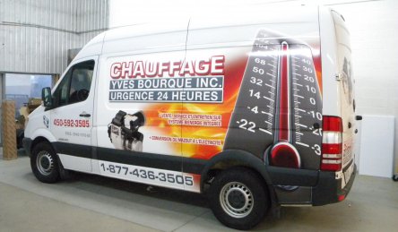 lettrage camion complet chauffage yves bourque.jpg