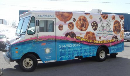 lettrage camion complet monsieur flexi et monsieur norton.jpg