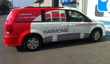 lettrage camion moyen habitation harmonie.jpg